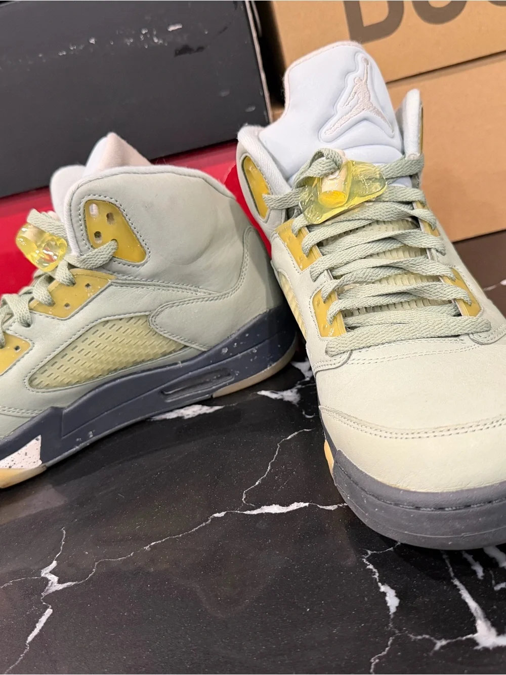 Jordan mens Retro 5’s- Jade Horizon